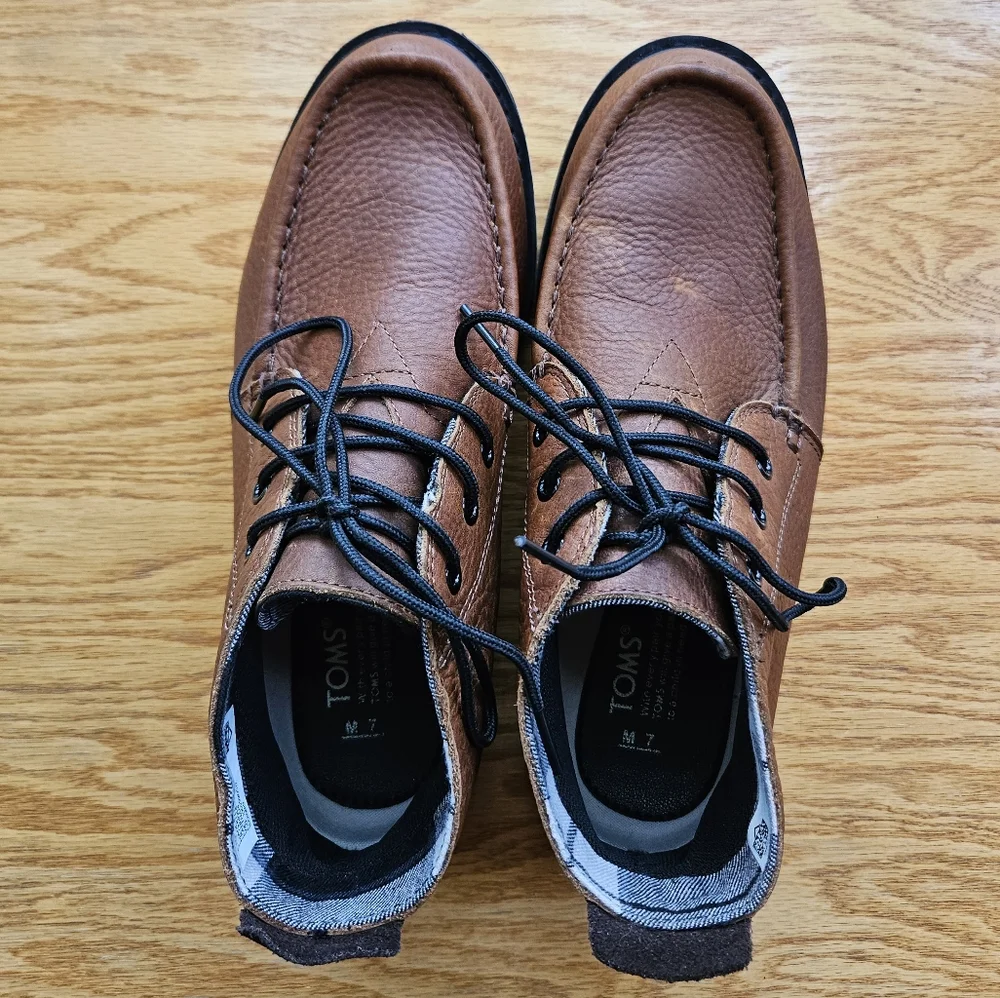 Toms Chukka Boots Waterproof Pull Up Leather Brown Sz 7